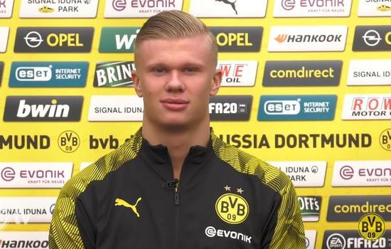 广岛三箭3-1柏太阳神夺冠，热尔曼-良、东俊希建功