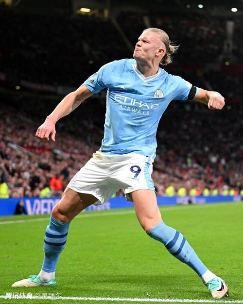 姆巴佩打入个人皇马年度第55球，距离队史C罗纪录仅差4球（姆巴佩本年度为皇马进球达55球，距C罗队史纪录仅差4球）