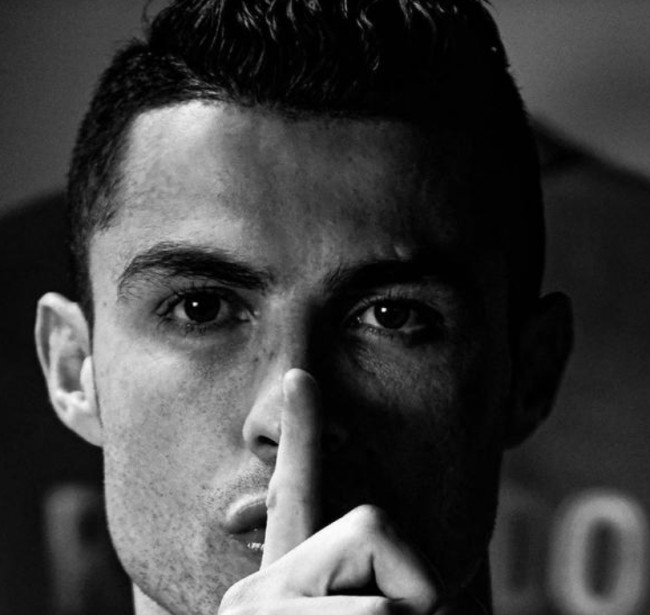 为什么现代球员需要佩戴具备GPS定位功能的训练背心以监测跑动轨迹