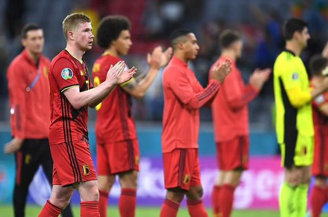 太阳主帅奥特打造团队篮球，助攻数超湖人一倍防守更强（奥特执教的太阳打出团队篮球：助攻是湖人的两倍，防守更强硬）